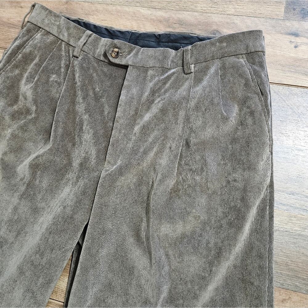 TravelSmith Tan Corderoy Mens Pleated Pants 35 - Picture 4 of 6